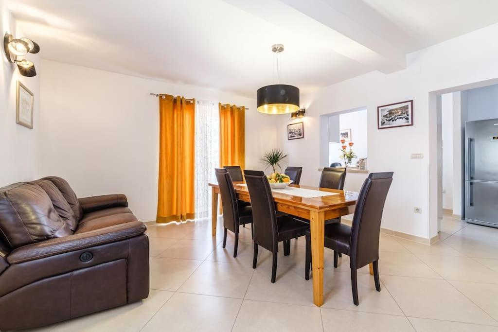 סוטיבאן Peters Apartment מראה חיצוני תמונה