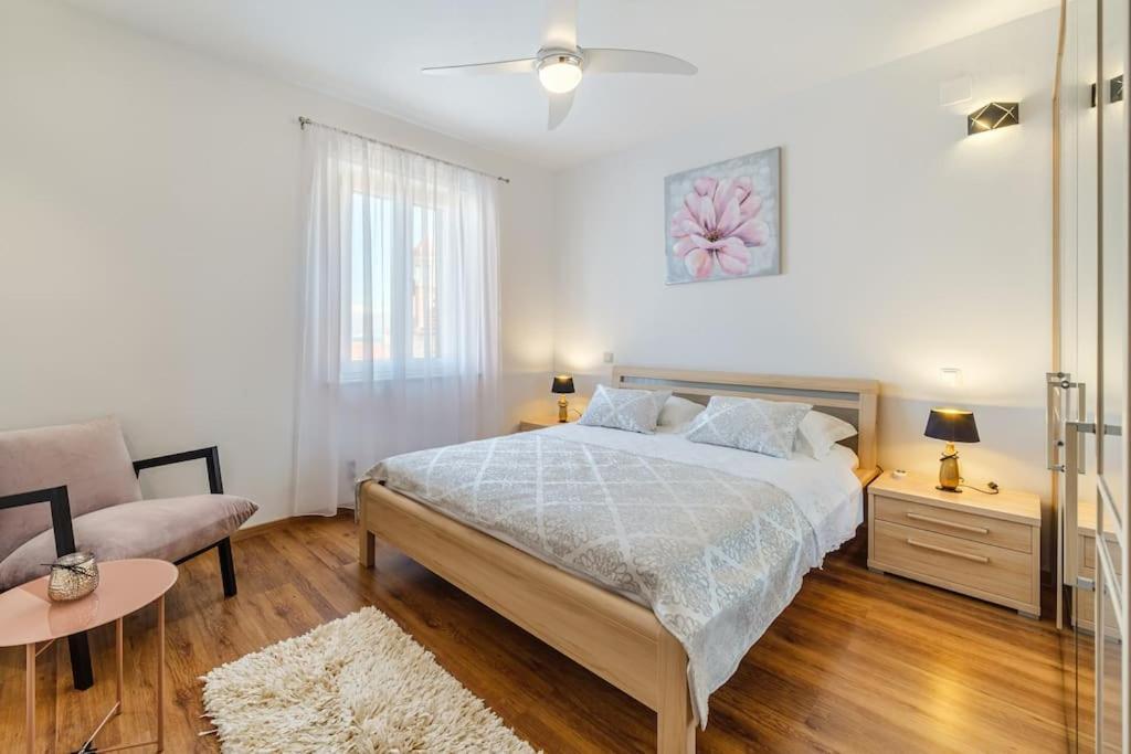 סוטיבאן Peters Apartment מראה חיצוני תמונה