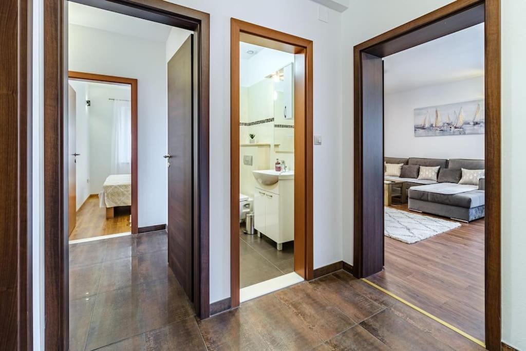 סוטיבאן Peters Apartment מראה חיצוני תמונה