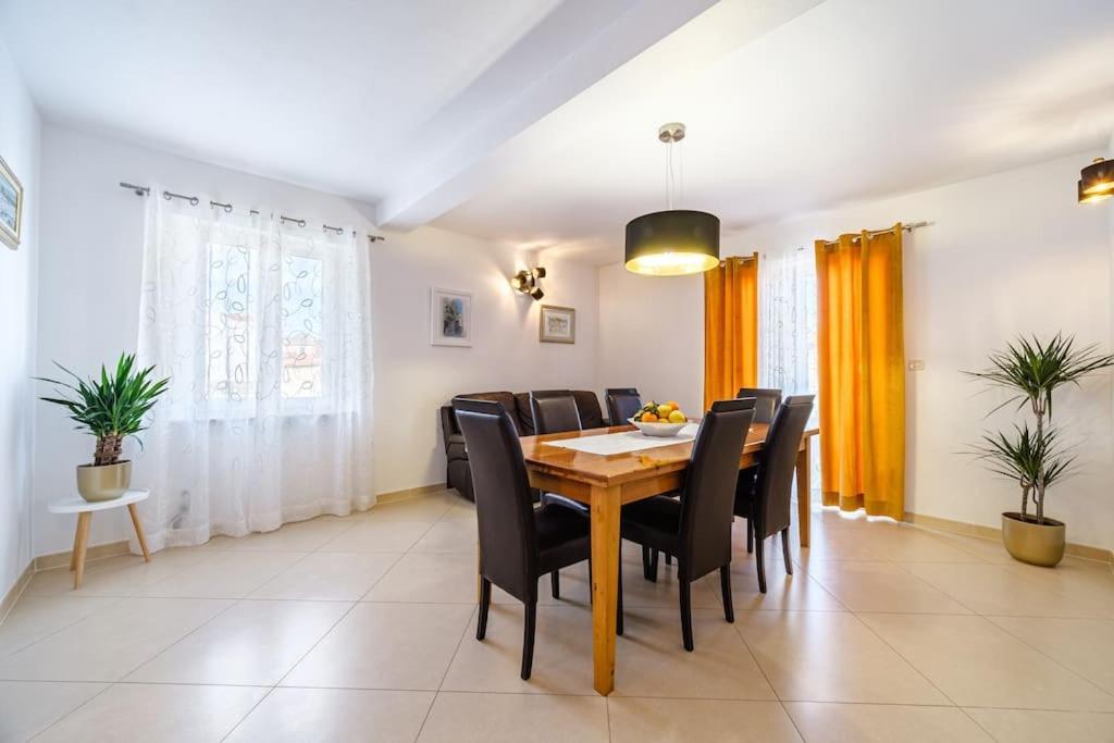 סוטיבאן Peters Apartment מראה חיצוני תמונה
